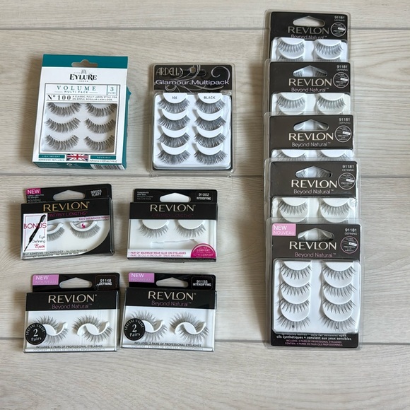 False lashes LOT of 12! Revlon, Ardell and Eyelure - Picture 1 of 6